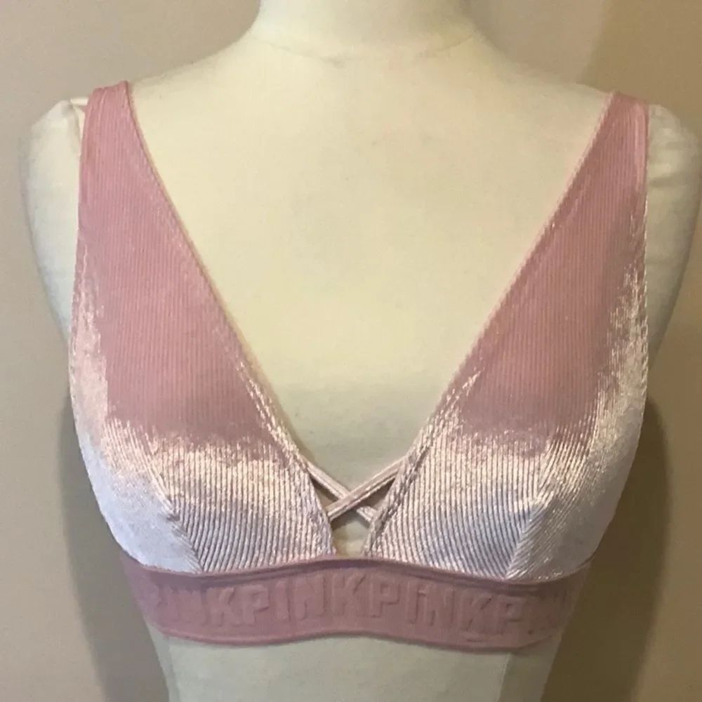 VS Pink Velvet Triangle Bralette in Baby Pink Small - Picture 2 of 10